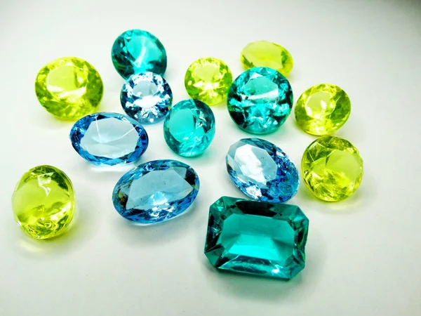 宝石サファイアの結晶 diamons 宝石 — ストック写真