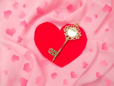 tebrik kartı Sevgililer günü aşk anahtarı kalp kavramı