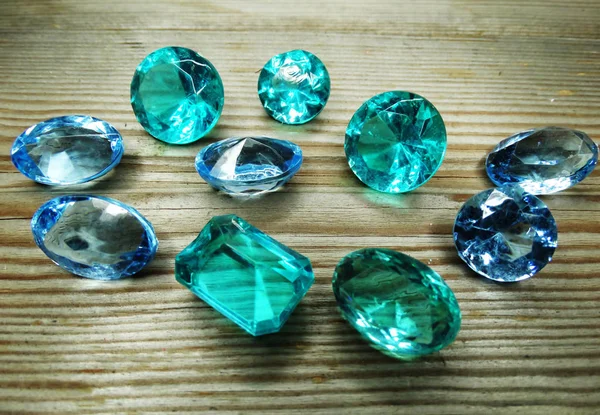 Cristais de pedras preciosas diamantes de safira jóia — Fotografia de Stock