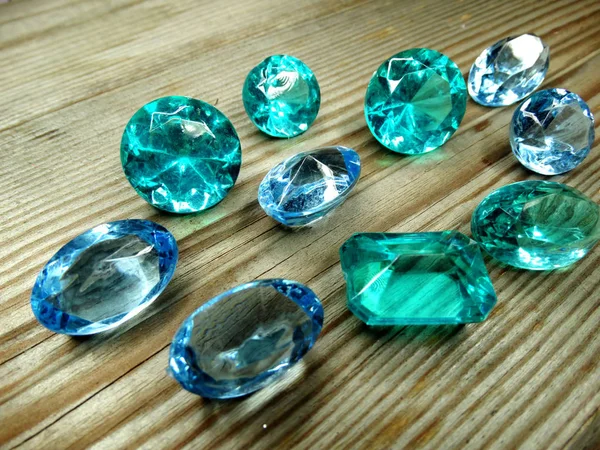 Cristais de pedras preciosas diamantes de safira jóia — Fotografia de Stock
