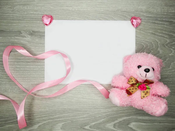 Valentine's day greeting card teddy bear and hearts — Stock Photo, Image