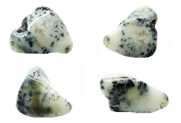 Кристаллы кварцевых минеральных кристаллов мха агата — стоковое фото