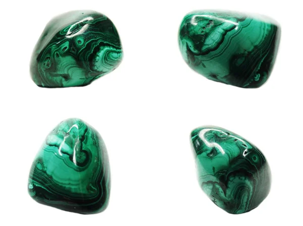 Зеленые минеральные геологические кристаллы малахита — стоковое фото