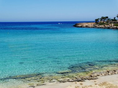 plaj sahil peyzaj Akdeniz deniz Kıbrıs Adası 