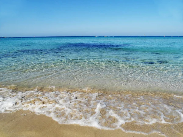 plaj sahil peyzaj Akdeniz deniz Kıbrıs Adası 