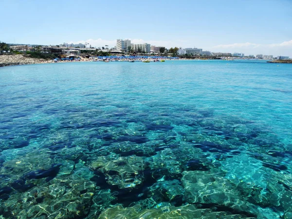 plaj sahil peyzaj Akdeniz deniz Kıbrıs Adası 