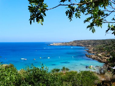 plaj sahil peyzaj Akdeniz deniz Kıbrıs Adası 