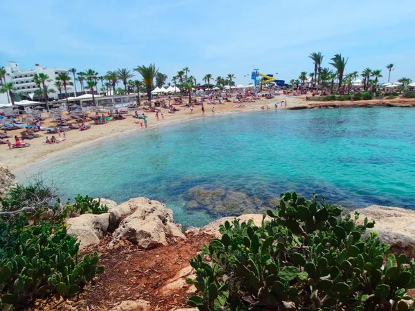 plaj sahil peyzaj Akdeniz deniz Kıbrıs Adası 