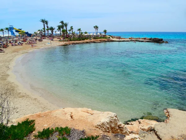 plaj sahil peyzaj Akdeniz deniz Kıbrıs Adası 