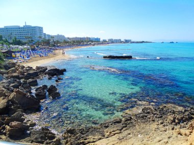 plaj sahil peyzaj Akdeniz deniz Kıbrıs Adası 