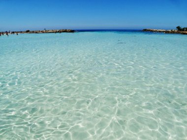 plaj sahil peyzaj Akdeniz deniz Kıbrıs Adası 