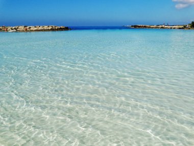 plaj sahil peyzaj Akdeniz deniz Kıbrıs Adası 