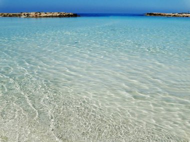 plaj sahil peyzaj Akdeniz deniz Kıbrıs Adası 