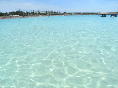 plaj sahil peyzaj Akdeniz deniz Kıbrıs Adası 