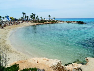 plaj sahil peyzaj Akdeniz deniz Kıbrıs Adası 