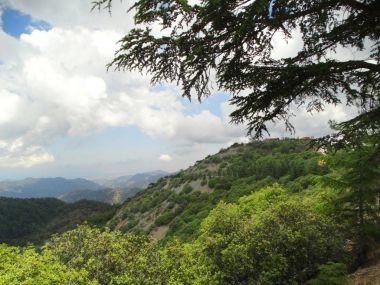 dağlar troodos deniz Kıbrıs ada manzara 
