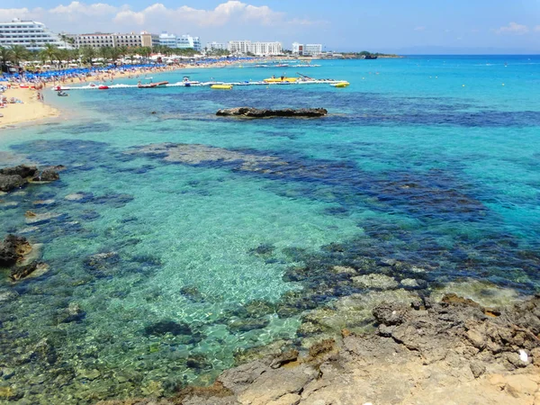 plaj sahil peyzaj Akdeniz deniz Kıbrıs Adası 