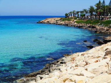 plaj sahil peyzaj Akdeniz deniz Kıbrıs Adası 