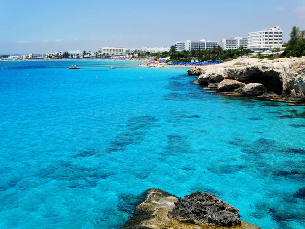kayalık sahil peyzaj Akdeniz deniz Kıbrıs Adası 