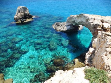 kayalık sahil peyzaj Akdeniz deniz Kıbrıs Adası 