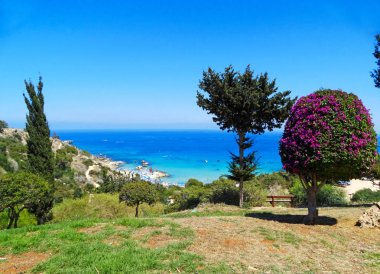 plaj sahil peyzaj Akdeniz deniz Kıbrıs Adası 