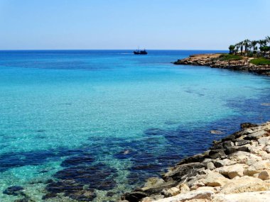 plaj sahil peyzaj Akdeniz deniz Kıbrıs Adası 