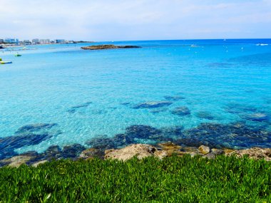 plaj sahil peyzaj Akdeniz deniz Kıbrıs Adası 