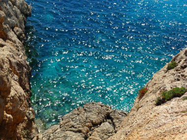 kayalık sahil peyzaj Akdeniz deniz Kıbrıs Adası 