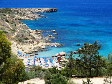 plaj sahil peyzaj Akdeniz deniz Kıbrıs Adası 