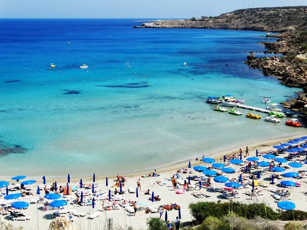 plaj sahil peyzaj Akdeniz deniz Kıbrıs Adası 