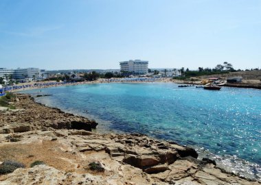 kayalık sahil peyzaj Akdeniz deniz Kıbrıs Adası 