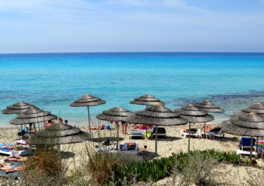 plaj sahil peyzaj Akdeniz deniz Kıbrıs Adası 