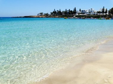 plaj sahil peyzaj Akdeniz deniz Kıbrıs Adası 