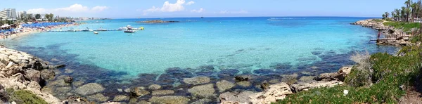 Панорама побережья Средиземного моря острова Кипр — стоковое фото