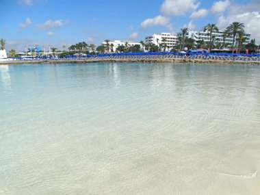 plaj sahil peyzaj Akdeniz deniz Kıbrıs Adası 