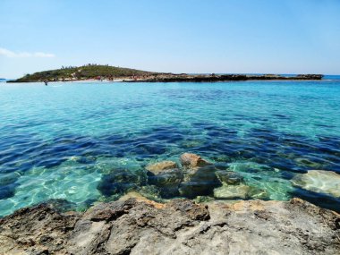 plaj sahil peyzaj Akdeniz deniz Kıbrıs Adası 