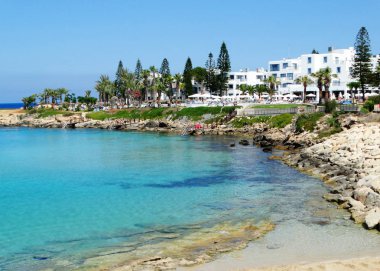 plaj sahil peyzaj Akdeniz deniz Kıbrıs Adası 
