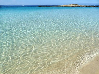 plaj sahil peyzaj Akdeniz deniz Kıbrıs Adası 