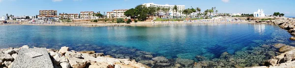 Panorama plaj sahil peyzaj Akdeniz deniz Kıbrıs Adası 