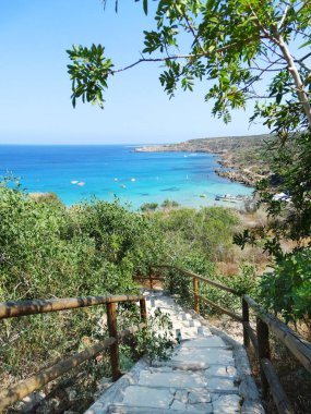 plaj sahil peyzaj Akdeniz deniz Kıbrıs Adası 