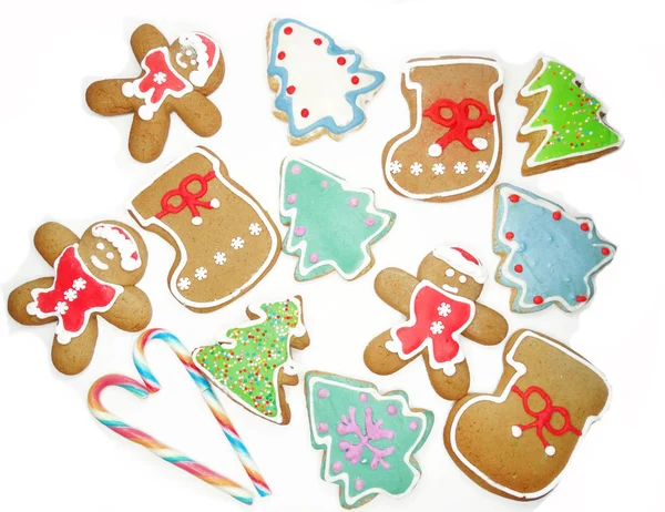 Christmas cookies pepparkakor och dekoration på trä bak — Stockfoto