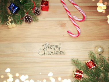 Ahşap arka plan christmas dekorasyon kompozisyonu