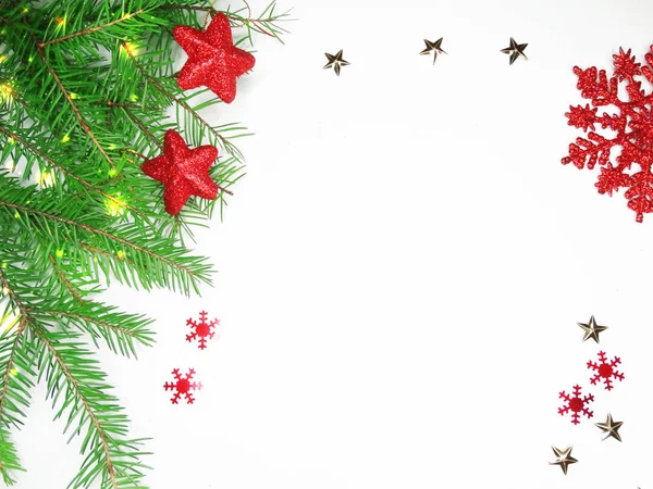 Karácsonyi dekoráció összetétele, a fenyő ágak garland fény — Stock Fotó