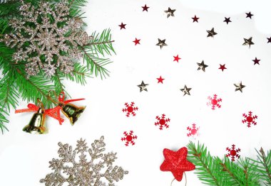 Noel dekorasyon kompozisyon çam dalları ile çelenk ışık