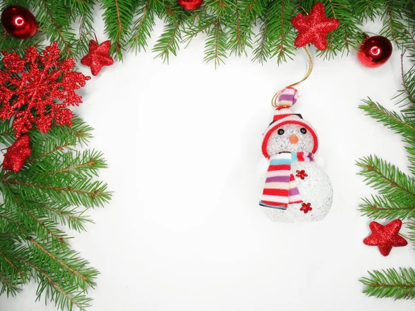 Noel dekorasyon kompozisyon çam dalları ile çelenk ışık