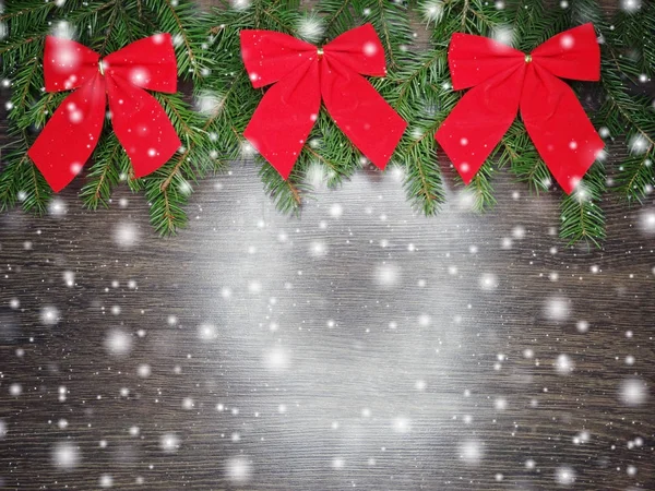 Jul dekoration och kopiera utrymme på trä bakgrund — Stockfoto