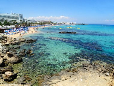 plaj sahil peyzaj Akdeniz deniz Kıbrıs Adası 