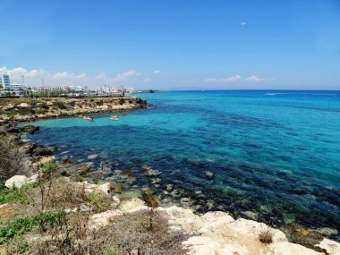 kayalık sahil peyzaj Akdeniz deniz Kıbrıs Adası 