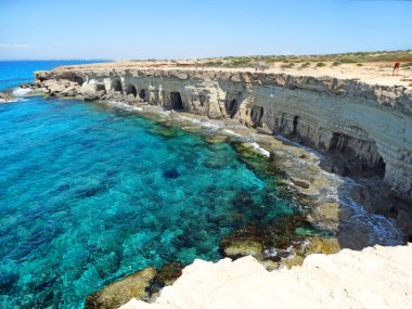 kayalık sahil peyzaj Akdeniz deniz Kıbrıs Adası 