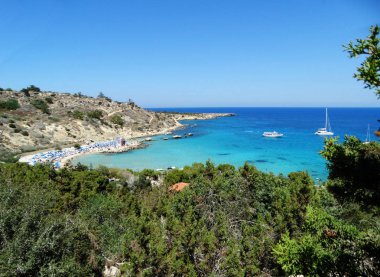 plaj sahil peyzaj Akdeniz deniz Kıbrıs Adası 